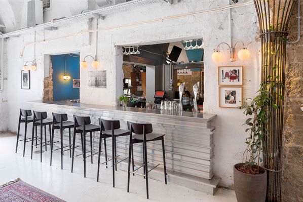 上海辦公室設計是自己設計還是找人設計？