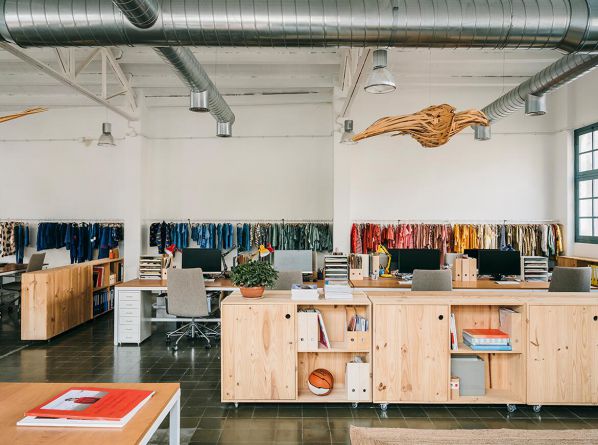 品牌總部的辦公室設(shè)計(jì)和裝修