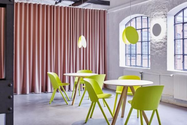 辦公樓裝修能夠說100必須做火災(zāi)事故工程項目更關(guān)鍵